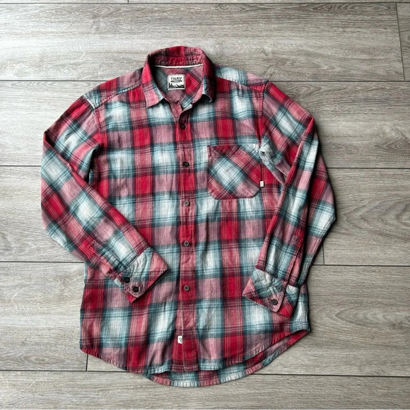 Aritzia Plaid Cotton Boyfriend Fit  Button Down Shirt Flannel - Picture 4 of 14